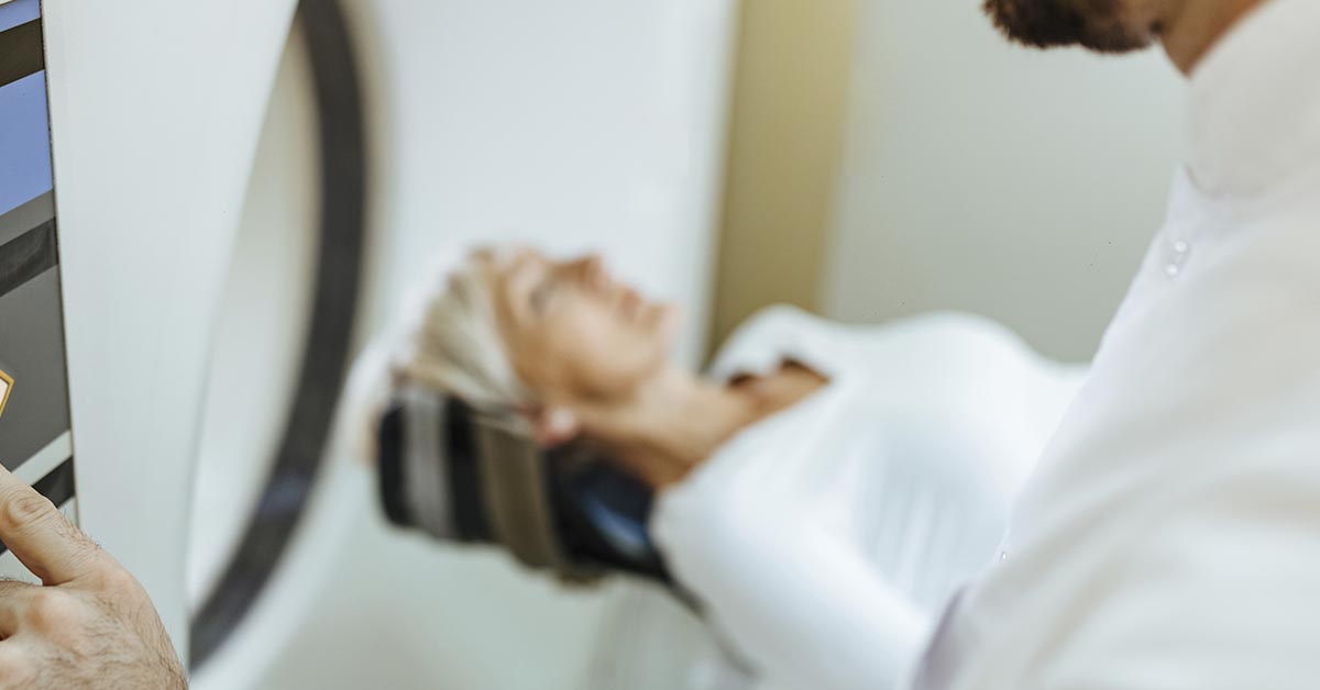 Como funciona a radioterapia no tratamento do câncer de pulmão de pequenas células